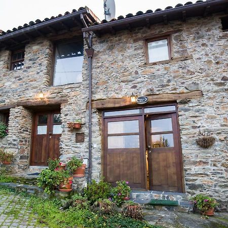 Casa Do Pomar Pensionat Bragança Exteriör bild