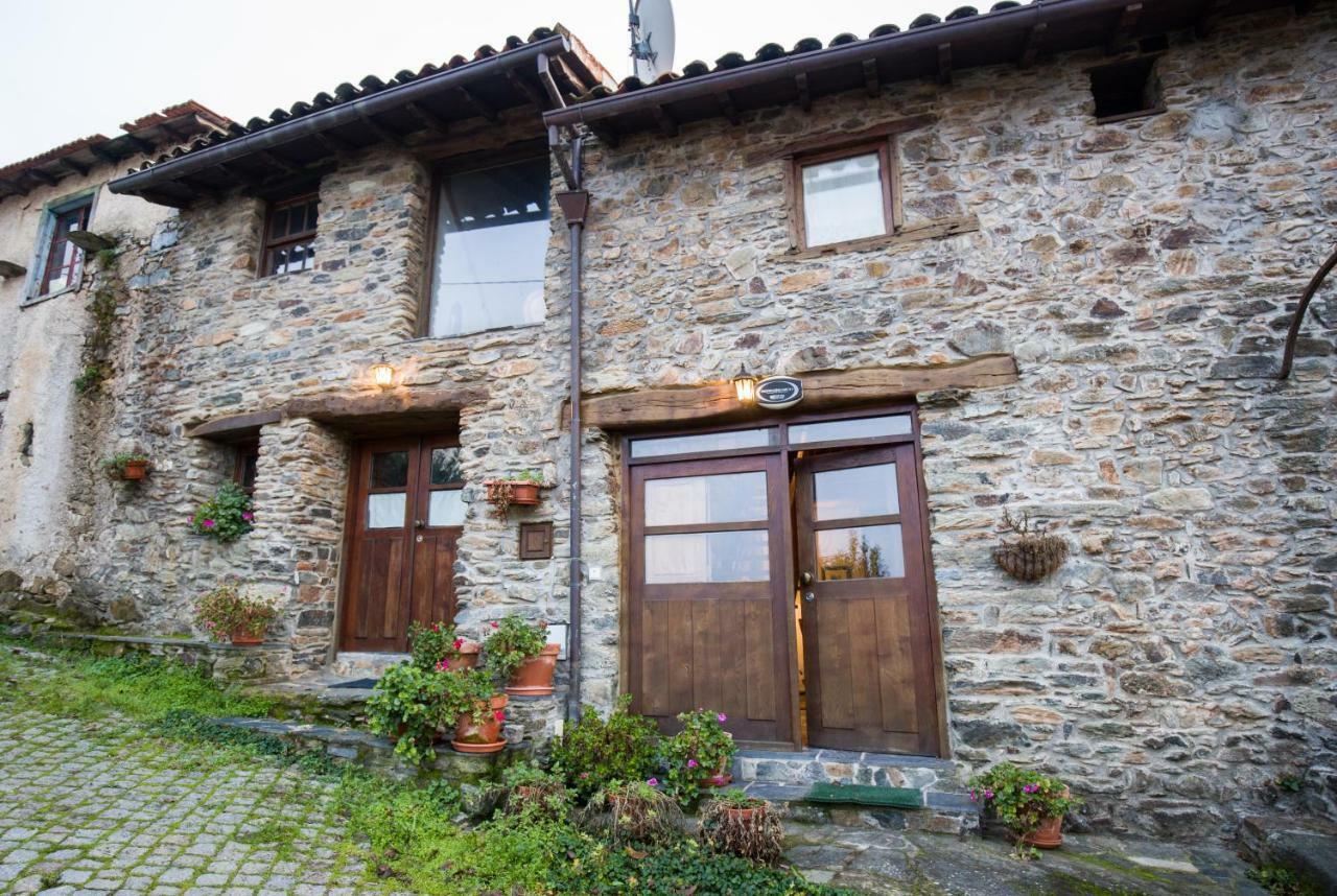 Casa Do Pomar Pensionat Bragança Exteriör bild
